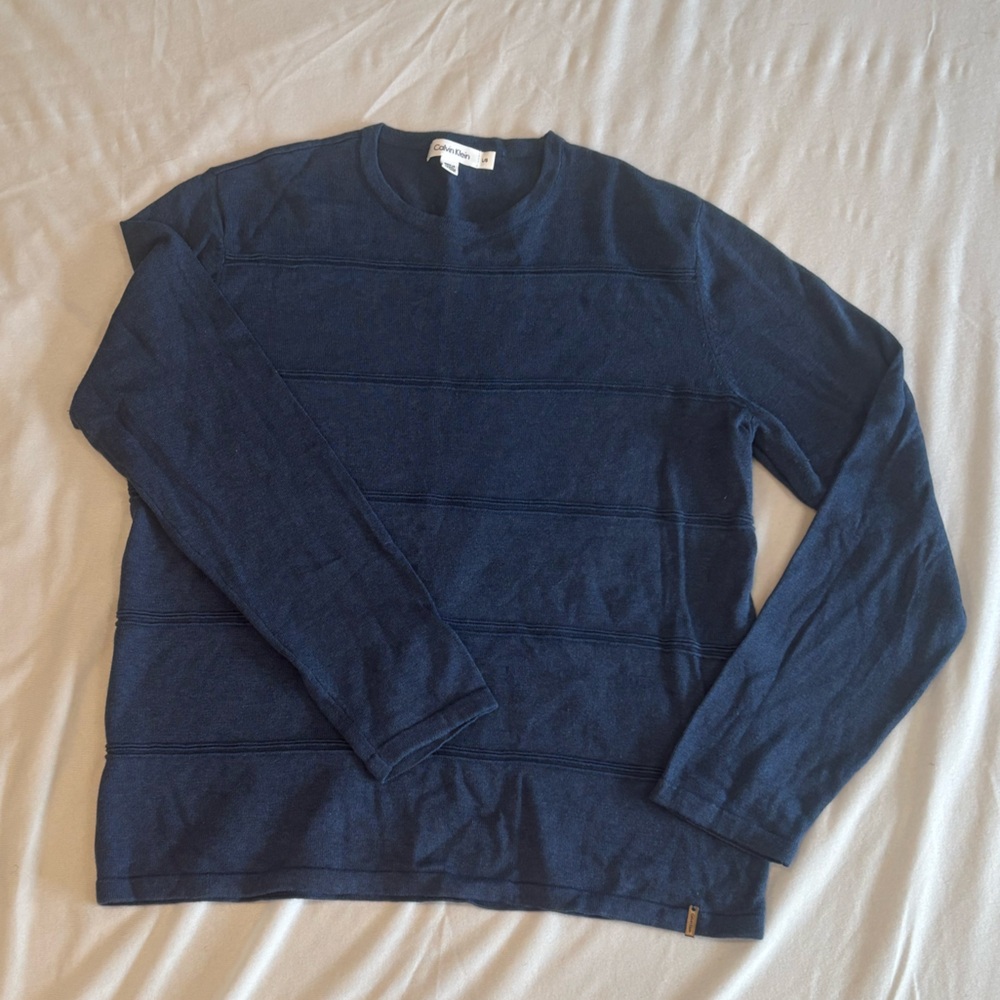 Calvin Klein Men’s Large Blue Crewneck Sweater 68% Cotton Modal Lightweight